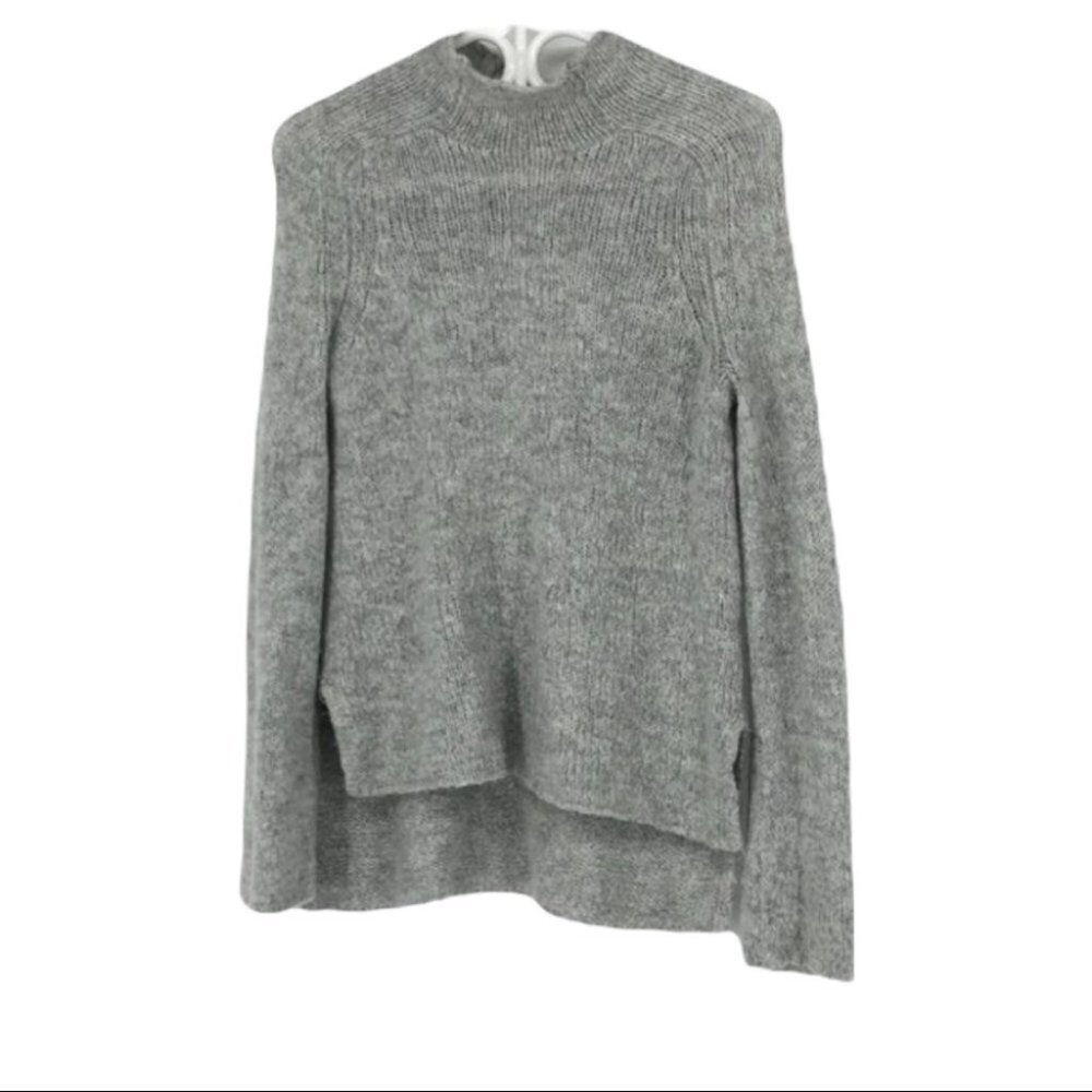 Golden by TNA grey ribbed knit long sleeve knit sweater  XXS
